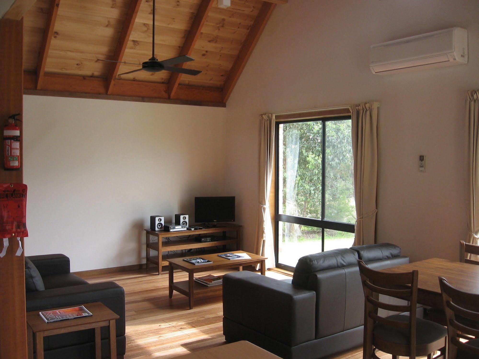 Prom Coast Holiday Lodge Waratah Bay Экстерьер фото