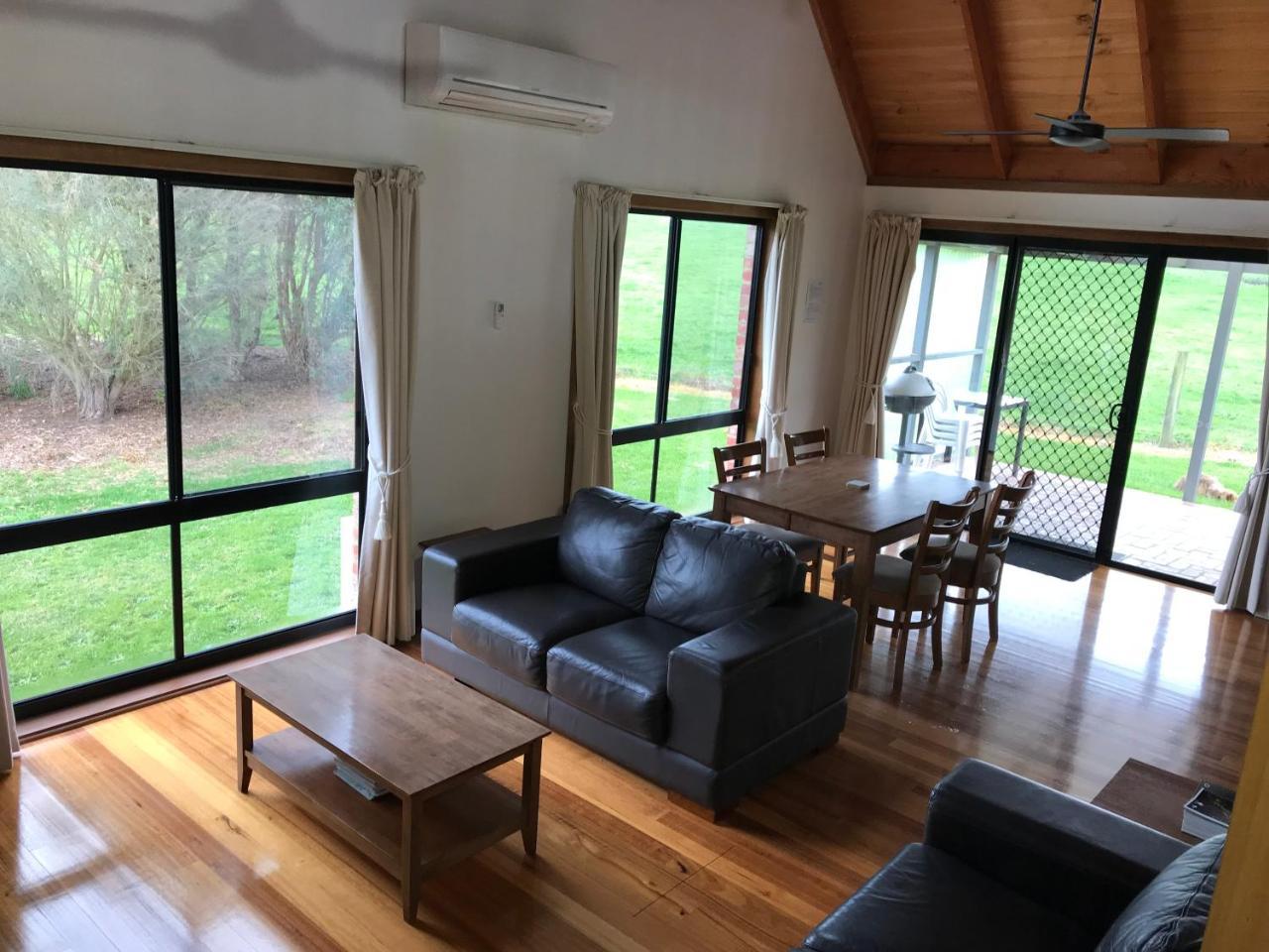 Prom Coast Holiday Lodge Waratah Bay Экстерьер фото